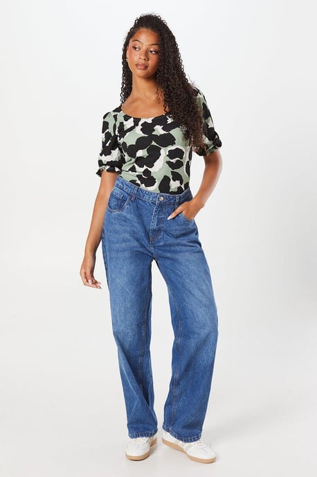 Tall Animal Scoop Neck Short Sleeve Top