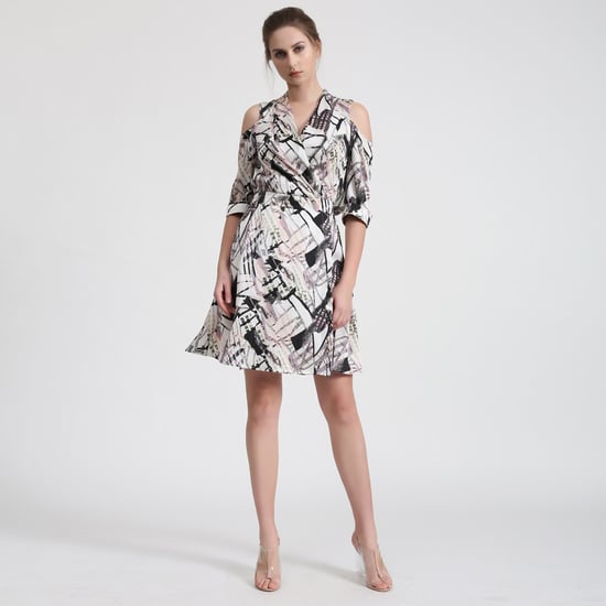 Geometrischer Druck Fledermaus Ärmel Wrap Effekt Kleid - Image 1