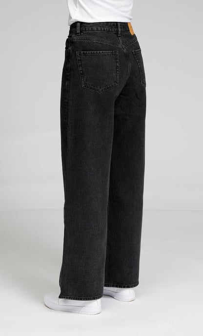 The Original Performance Wide Jeans - Washed Black Denim