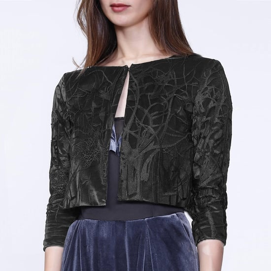 Kurze Jacke aus Spitze und Samt - Image 1