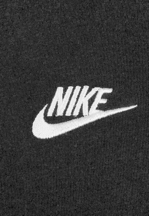 Nike Sportswear Club Herren-T-Shirt in Schwarz - Image 4