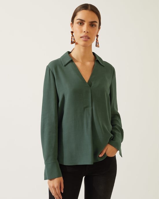 Wing Collared Top