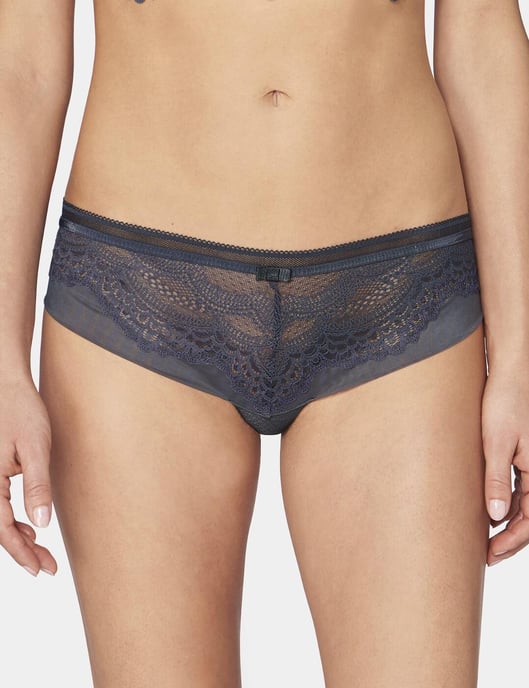 10156817 Triumph Beauty-Full Darling Hipster Brief