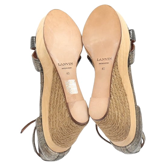 Lanvin Schlangenpräge Espadrille Slingback Keilabsätze aus silbernem Leder - Image 6