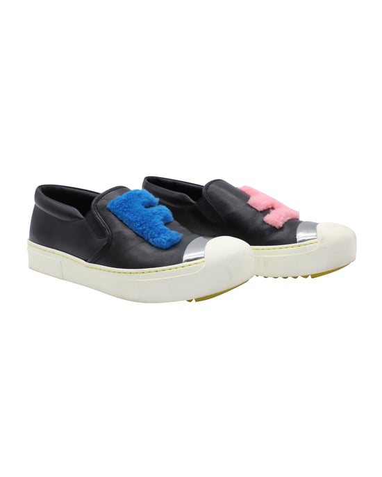 Fendi FF Shearling Fell Slip-On Sneaker aus schwarzem Leder - Image 3