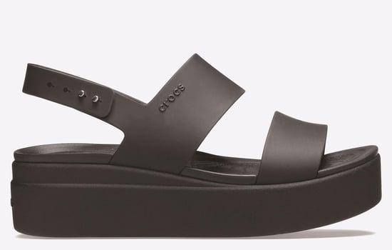 Crocs Brooklyn Niedrige Keil Plateau Sandalen - Image 1
