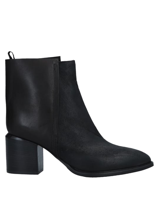 Vic Matie Women's Ankle Boots Black Leather