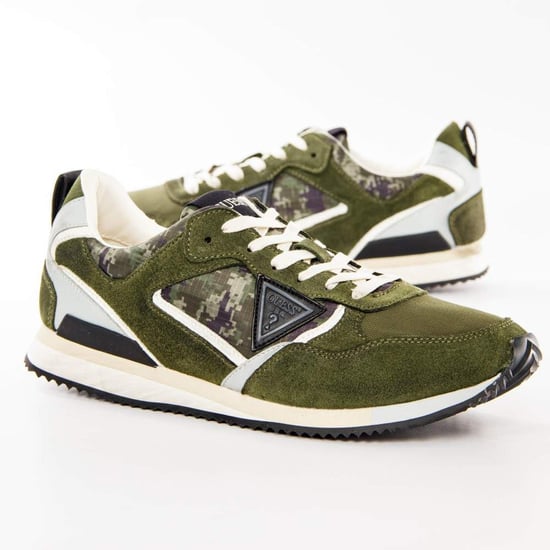 Guess Herren Schwarz Logo Dreieck Sneaker - Image 2
