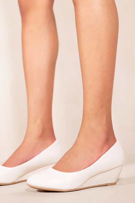 Wheres That From Womens 'Vienna' Wide Fit Platform Low Wedge Mid Heel Court Shoes