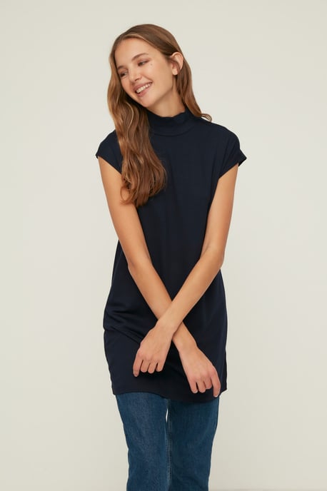 Trendyol Damen Gerade Modische Tunika - Image 3