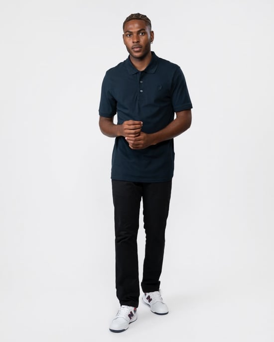 Lyle & Scott Tonal Eagle Marineblaues Poloshirt - Image 3