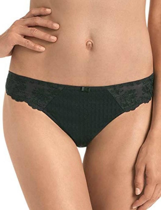 1367 Rosa Faia By Anita Charlize Thong