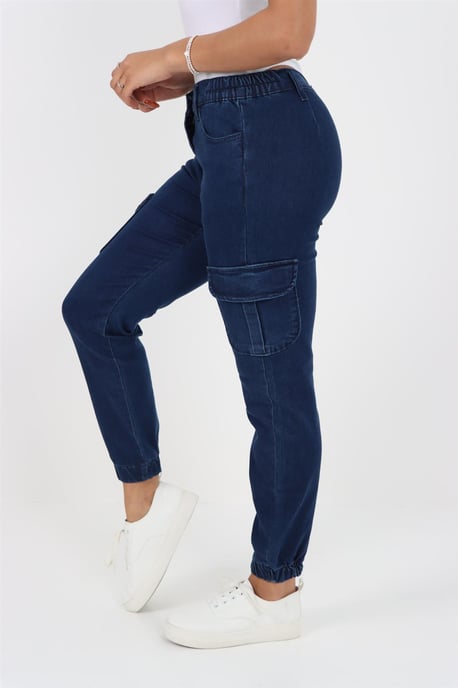 Damen-Jeans mit seitlichem elastischem Bund und Bündchen in dunkler Stonewash-Optik - Image 3