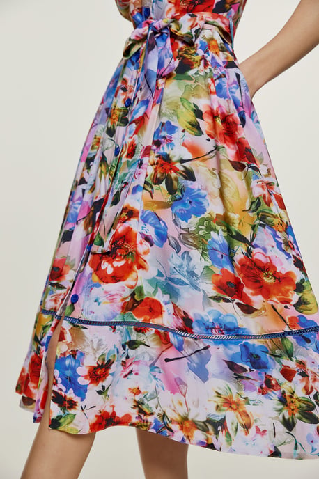 Florales ärmelloses Kleid mit Gürtel - Image 5