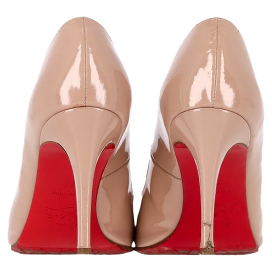 Christian Louboutin Dolly 85 Pumps mit runder Zehenpartie aus nude-lackiertem Leder - Image 5