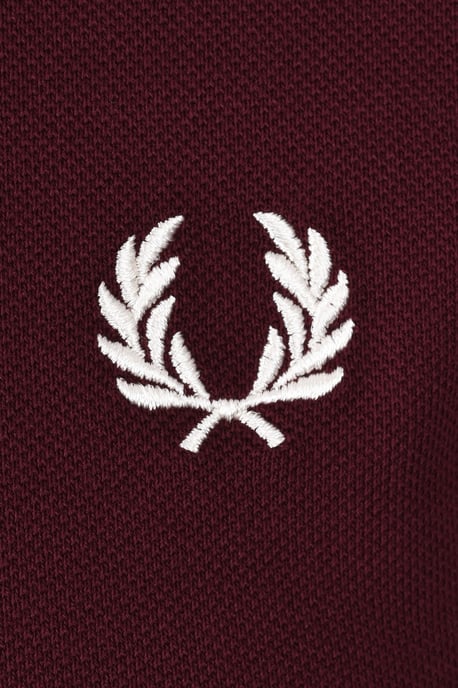 Fred Perry Twin Tipped Poloshirt in Burgunderrot - Image 2
