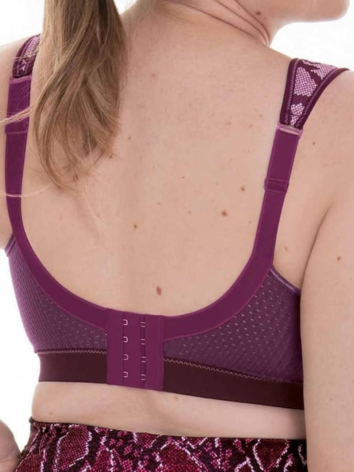 Extreme Control Sports Bra