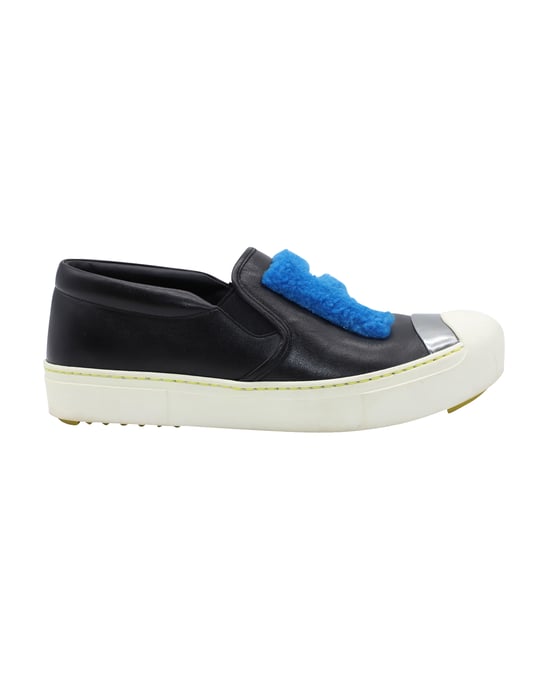 Fendi FF Shearling Fell Slip-On Sneaker aus schwarzem Leder - Image 1