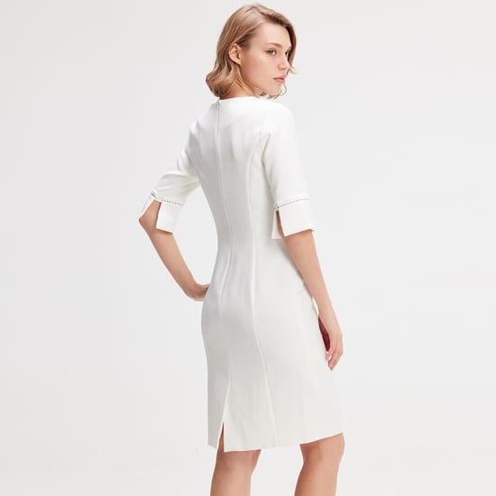 Kurzes Kleid mit kontrahierten Nähten - Image 3