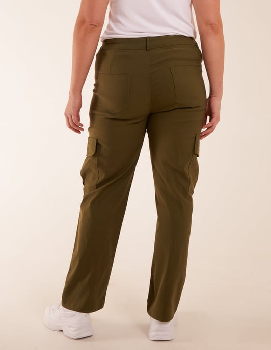 Curve Straight Leg Pocket Detail Cargo Joggers