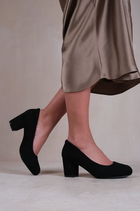 Where's That From Womens 'Melrose' Mid Block Heel Court Shoes