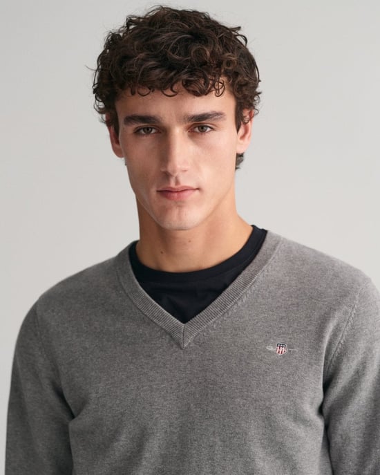 GANT Herren Pullover aus Baumwolle mit V-Ausschnitt - Image 2