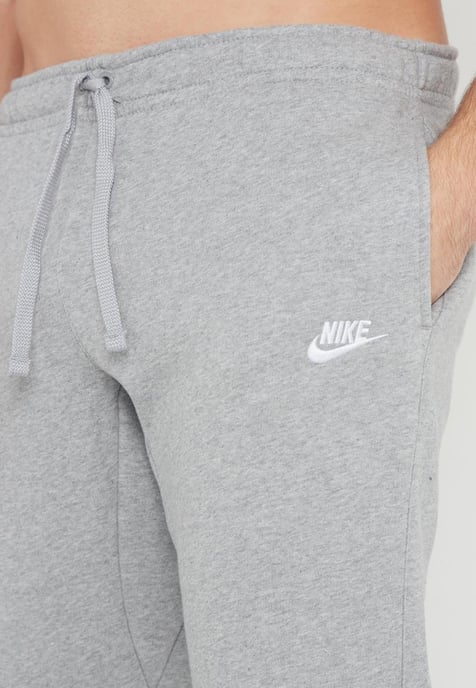 Nike Herren Sportswear Club Fleece Trainingsanzug mit Kapuze in Grau - Image 6