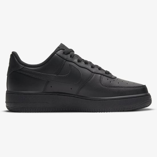 Nike Air Force 1 '07 Frauenturnschuhe in Schwarz - Image 5