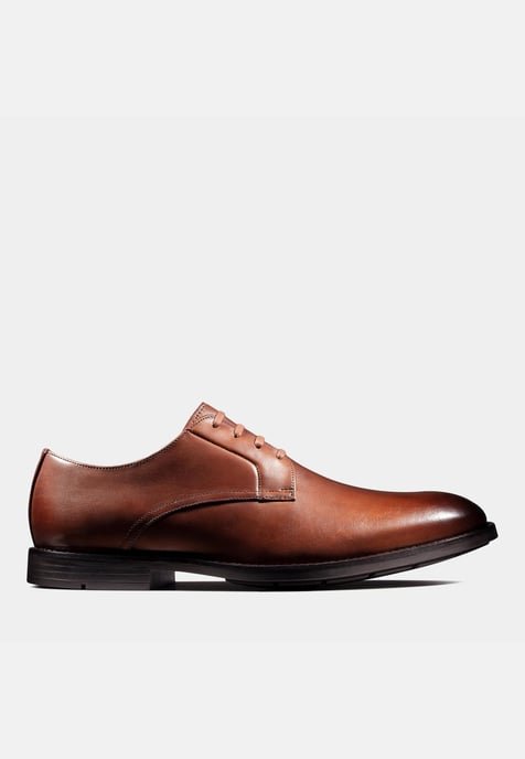 Clarks 26143776 Ronnie Walk Britisches Tan - Image 1
