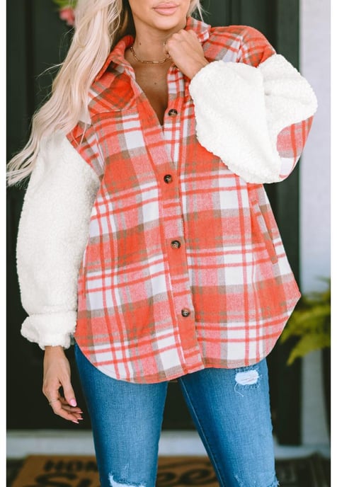 Shacket mit Sherpa-Ärmeln und Karomuster für Damen in Rot - Image 1