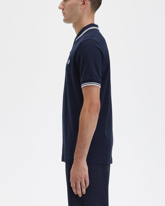 Fred Perry Herren Twin Tipped Poloshirt in Marineblau/Weiß/Weiß - Image 5