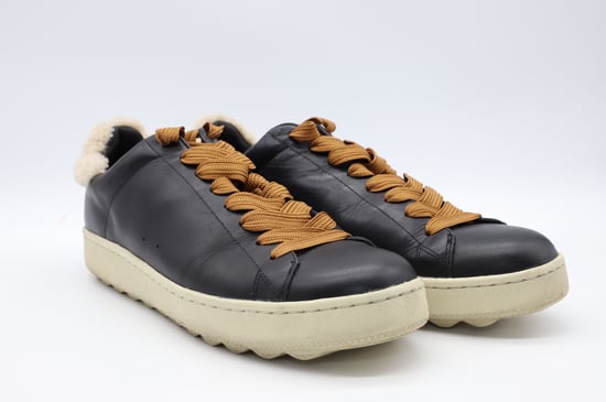 Coach C101 Lammfell-Sneaker aus schwarzem Leder - Image 4