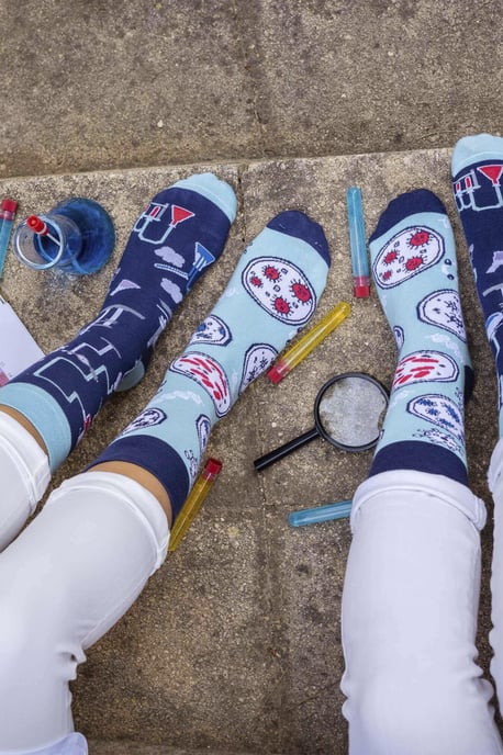 SPOX SOX Herren & Damen Mismatched Neuheit Odd Socken Labor - Image 2