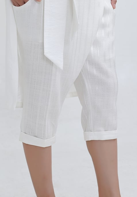 Satinbesetzte Capri-Hose nach Maß - Image 6