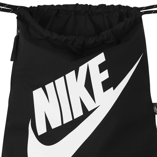 Nike Heritage Kordelzugtasche (Schwarz) - Image 6