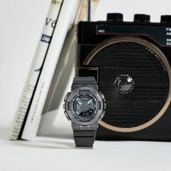 Casio G-Shock Damen Grau Uhr GM-S110B-8AER - Image 3