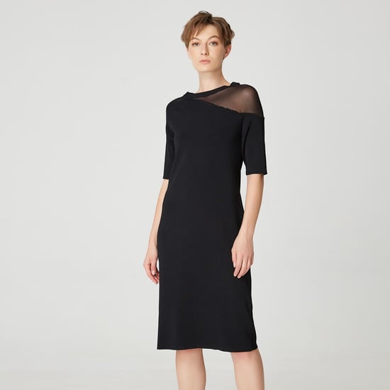 Minimalistisches Jerseykleid mit asymmetrischem Schnitt - Image 1