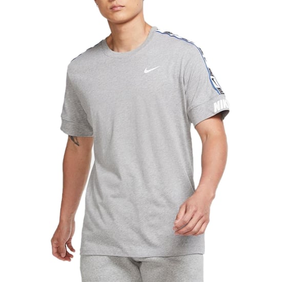 Nike Herren NSW Repeat T Shirt Grau - Image 1