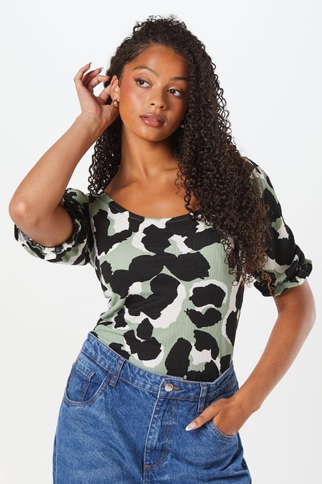 Tall Animal Scoop Neck Short Sleeve Top