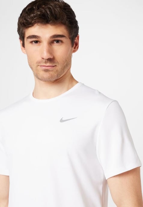 Nike Dri Fit Herren Miler Kurzarm-T-Shirt in Weiß - Image 4