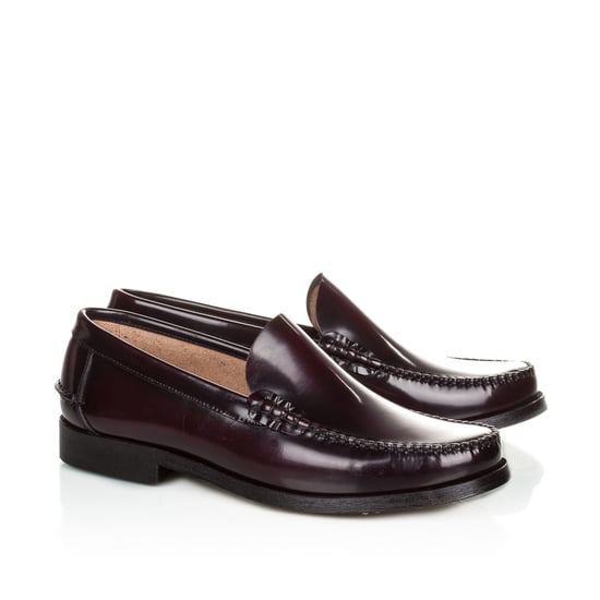 Men's Leather Moccasins Elegant And Comfortable Classic Shoes in Burgundy