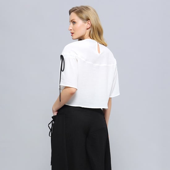 Crop-Top mit Tulpenärmeln - Image 2