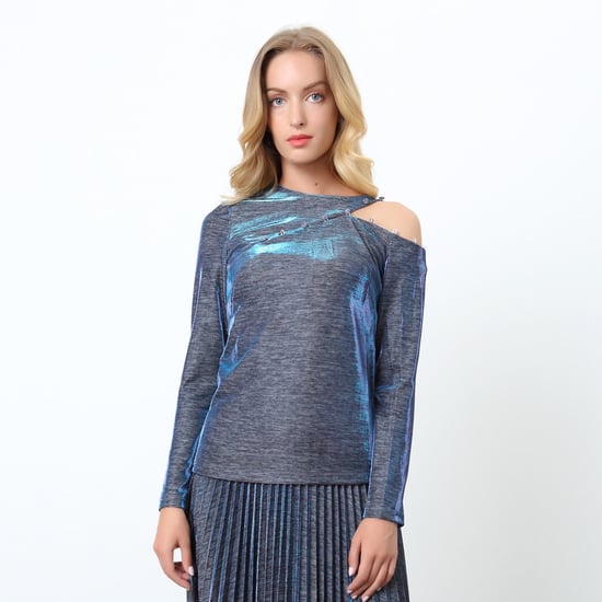 Asymmetrical shimmering top with on off-shoulder