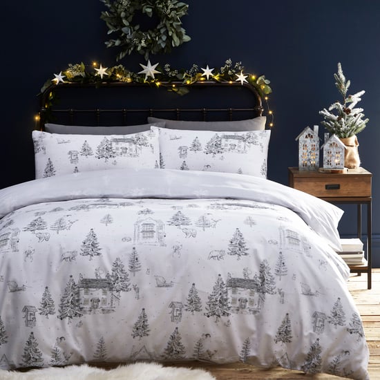 Zartes Schneebedecktes Wald-Mittenwinter-Toile-Bettwäsche-Set - Image 1