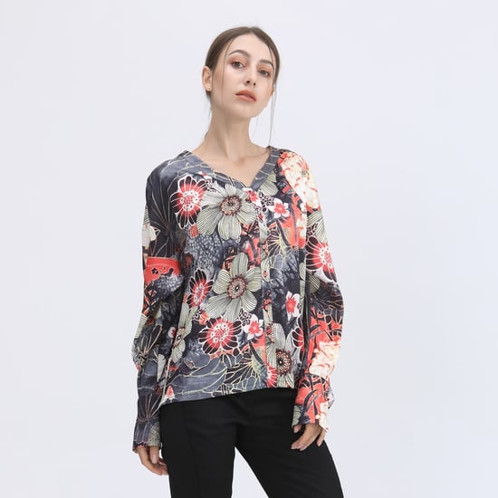 Bluse mit Makro-Blumenmuster und V-Ausschnitt - Image 1