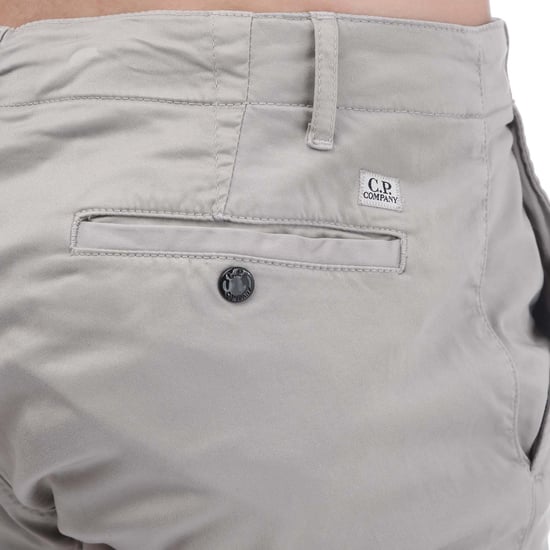 Men's C.P. Company Stretch Sateen Ergonomic Cargo Pants in Light Grey
