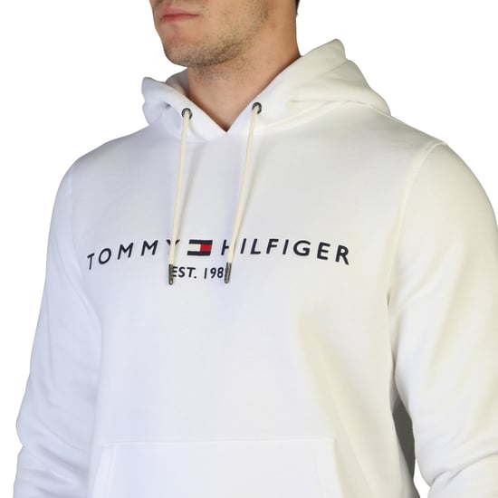 Marke: Tommy Hilfiger Kollektion: Herbst/Winter Geschlecht: Mann Typ: Sweatshirt Ärmel: Lang Außentaschen: 2 Material: Baumwolle 64%, Polyester 36% Muster: Einfarbig Waschen: Waschen bei 30°c Model Größe, cm: 185 Model trägt eine Größe: L Passform: Regulä - Image 3