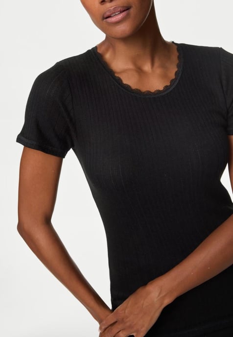 Damen 2er Pack Thermal Pointelle Kurzarm Tops in Schwarz - Image 4