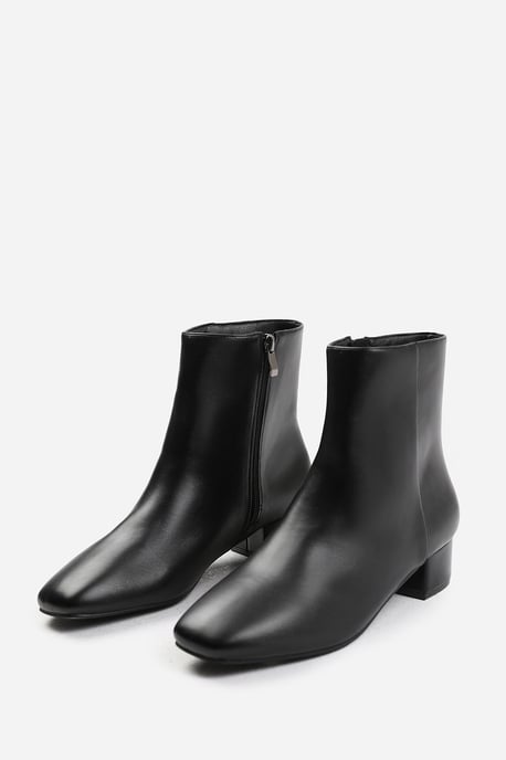 Wheres That From Womens 'Odetta' Low Block Heel Ankle Boot With Side Zip