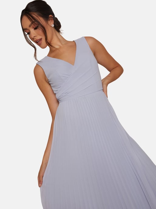 Plus Size V Neck Pleated Maxi Dress in Blue